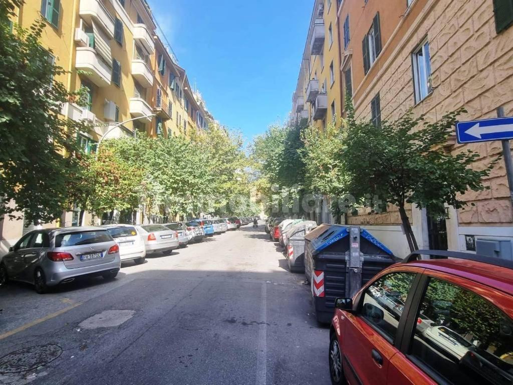 Appartamento Golden Luxury - San Giovanni - 10 Min To Basilica Of San Giovanni - 25 Min To Colosseum Roma