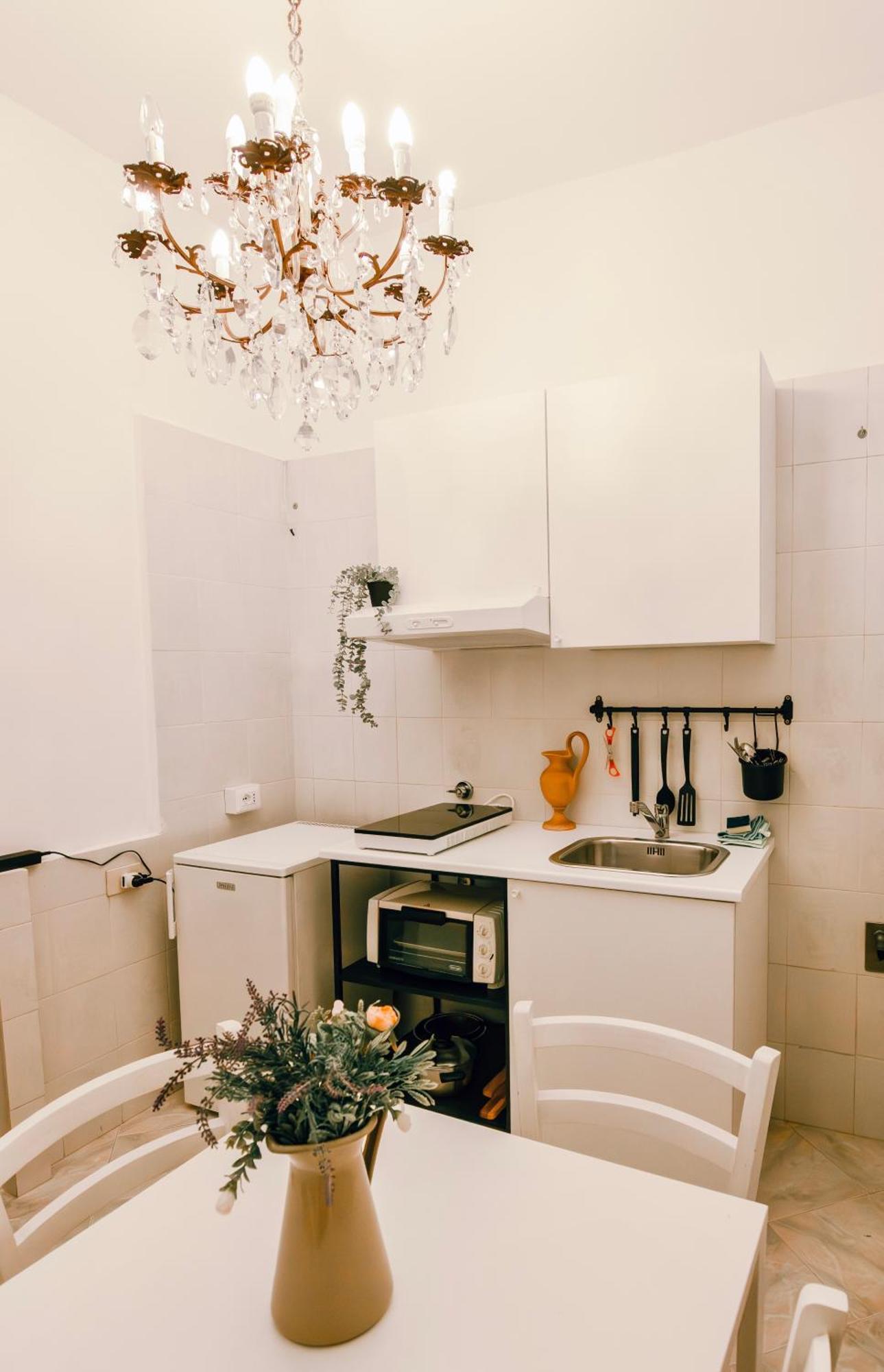Golden Luxury - San Giovanni - 10 Min To Basilica Of San Giovanni - 25 Min To Colosseum Appartamento *