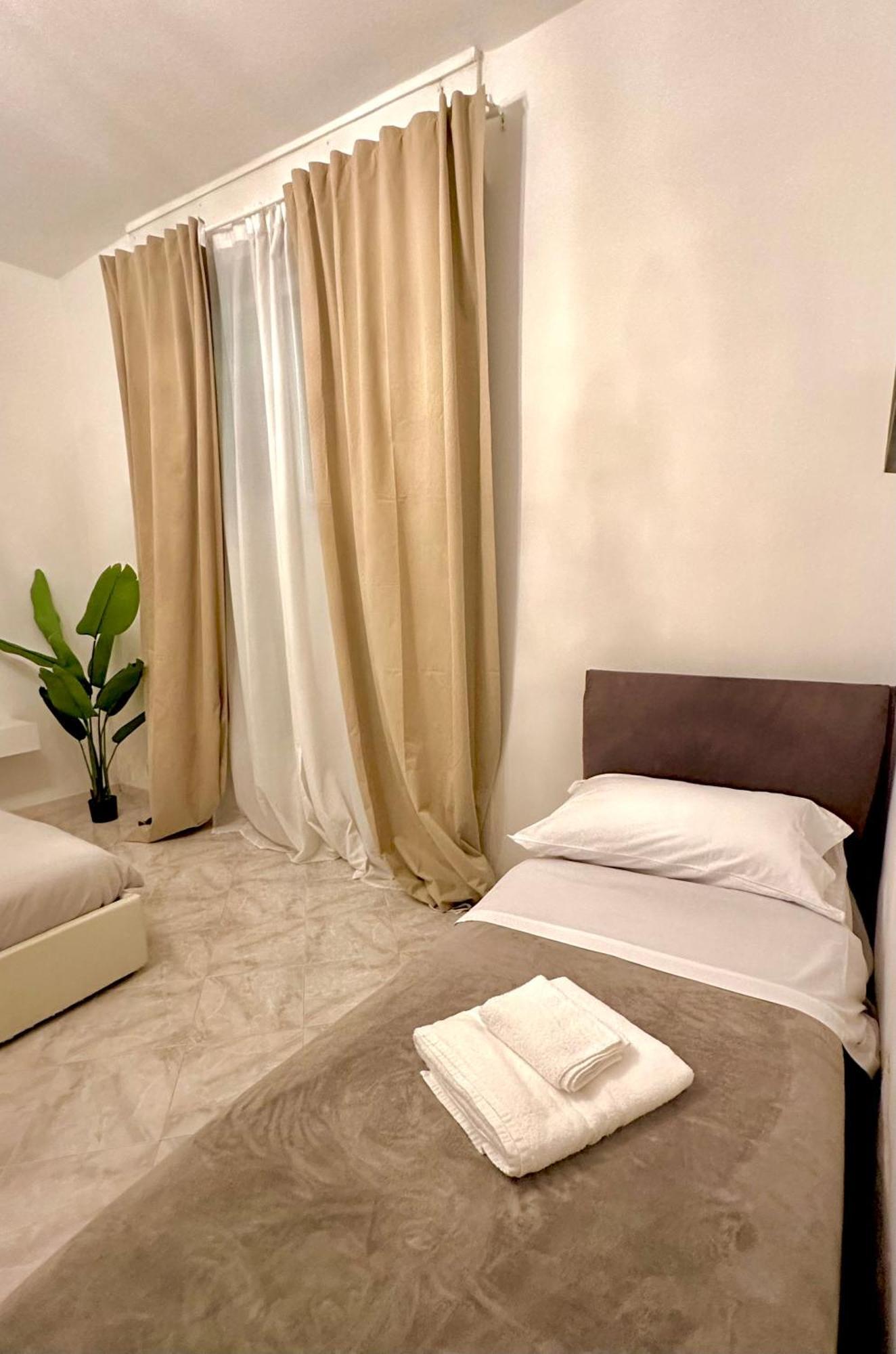 Golden Luxury - San Giovanni - 10 Min To Basilica Of San Giovanni - 25 Min To Colosseum Appartamento